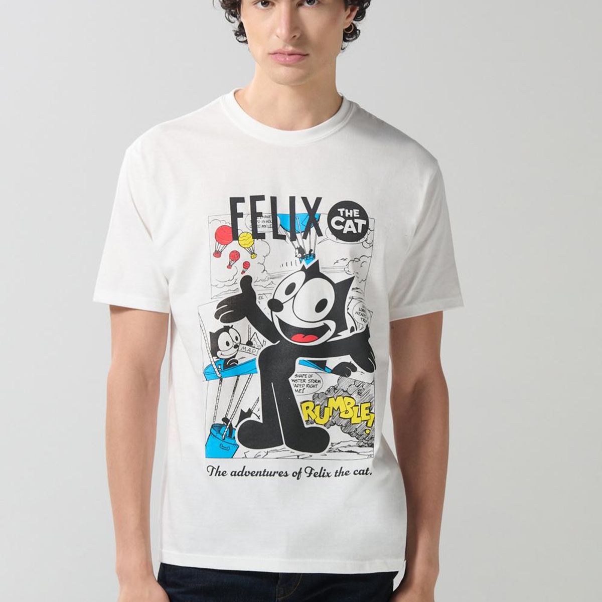 KOAJ - KOAJ Camiseta crema clara manga corta con arte de Félix el  Hombre