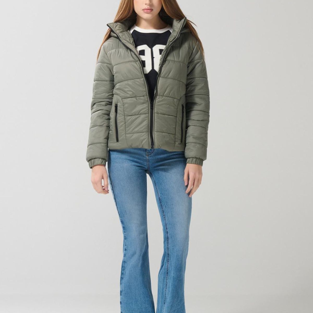 KOAJ - KOAJ Chaqueta unicolor con capota acolchada y costuras horiz Mujer