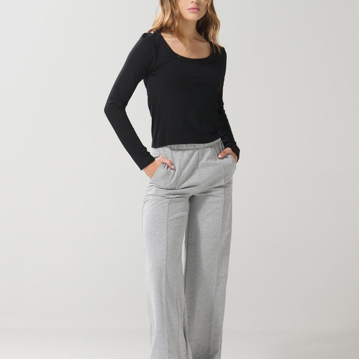 KOAJ - KOAJ Camiseta manga larga en viscosa unicolor con escote en  Mujer