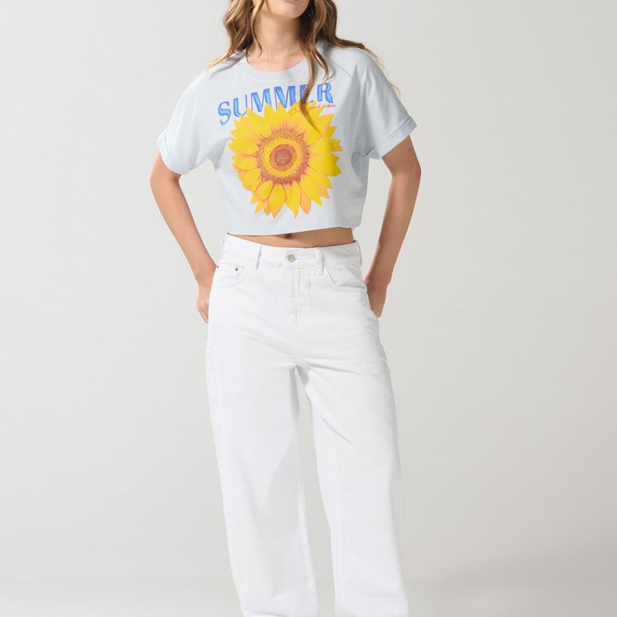 KOAJ - KOAJ Camiseta oversize unicolor crop top con diseño en frent Mujer