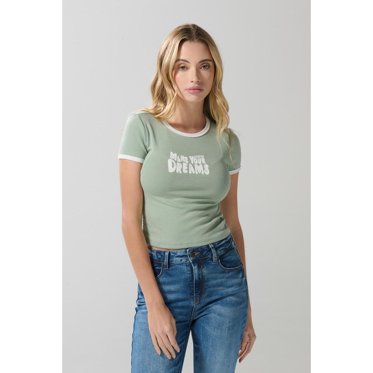 KOAJ - KOAJ Camiseta unicolor en rib manga corta con texto y contr Mujer