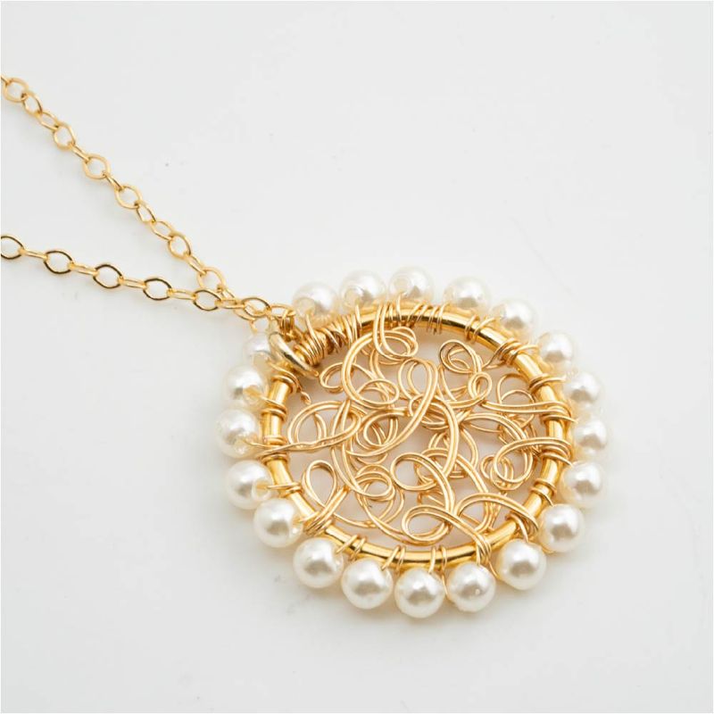 ENIGMA - Collar Armonía Dorado Para Mujer