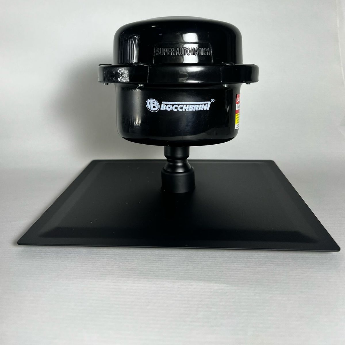 BOCCHERINI - Ducha Automatica Negra Con Regadera de 20cm