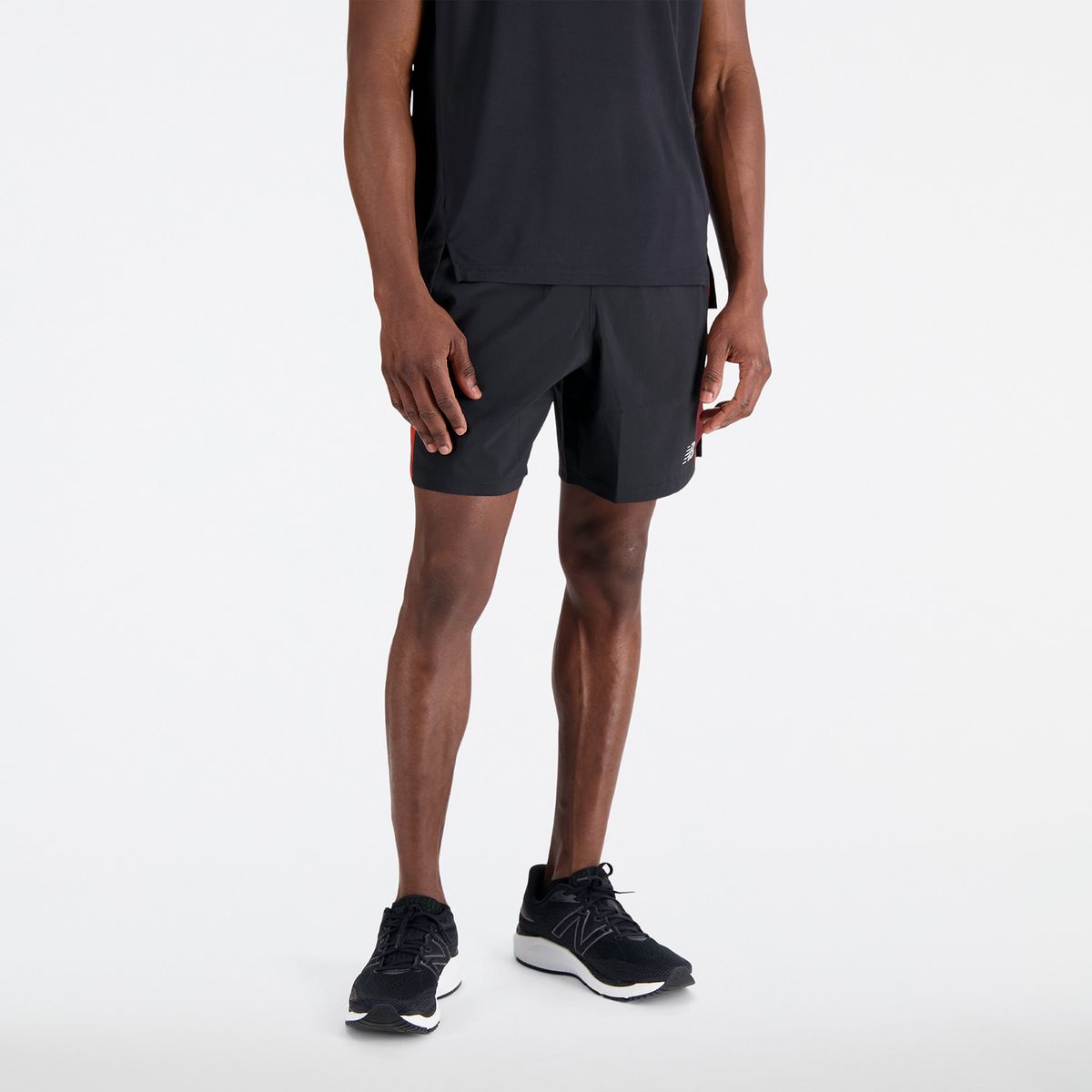 NEW BALANCE - Pantaloneta New Balance Original Accelerate 7" Negro Hombre