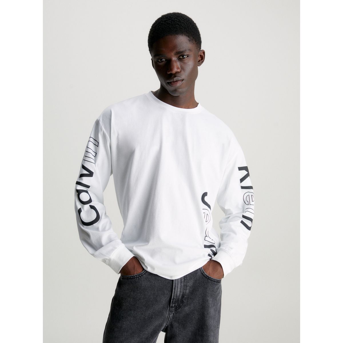 CALVIN KLEIN - Camiseta de manga larga con logo gráfico Calvin Klein
