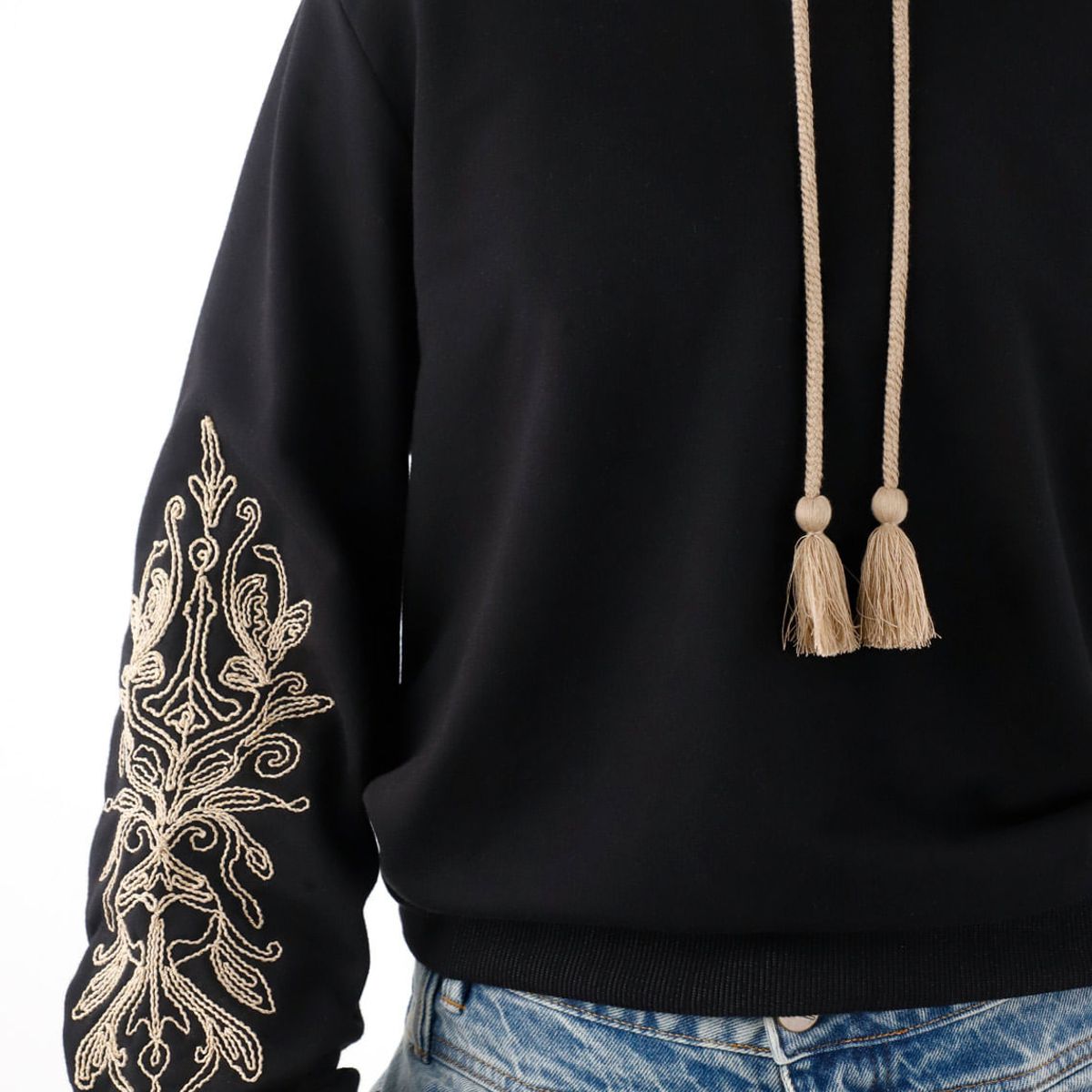 TENNIS - Buzo amplio con cordón y bordados negro para mujer