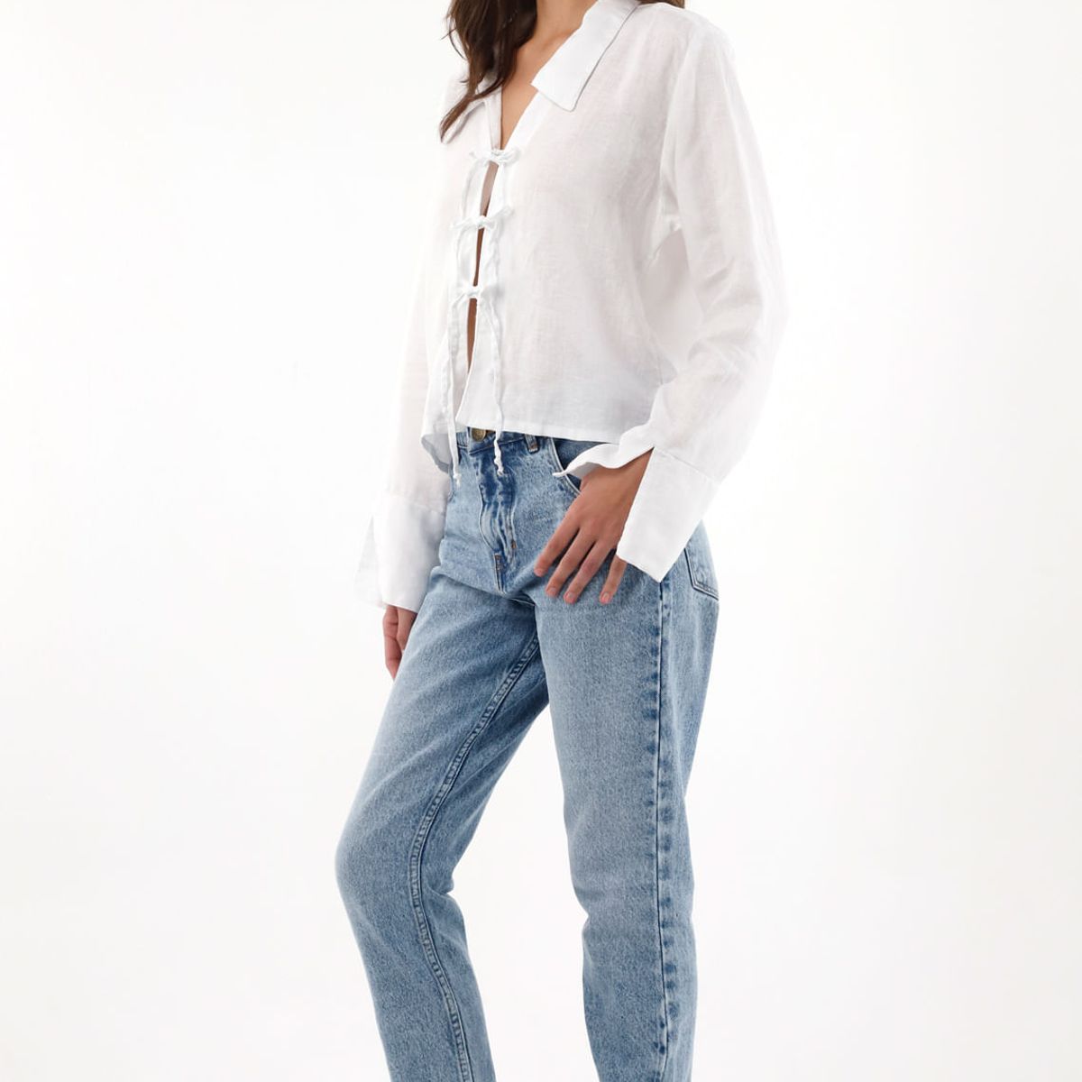 TENNIS - Camisa en 100% lino con tiras que anudan en frente blanca para mujer