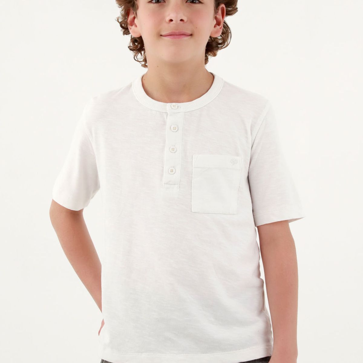 TENNIS - Camiseta azul con mini bordado para niño