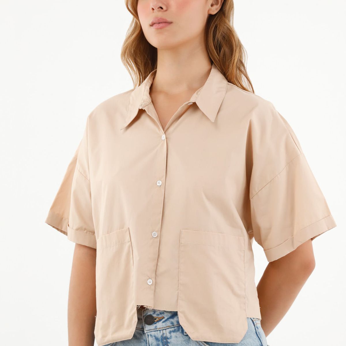 TENNIS - Camisa café con ruedo al corte para mujer