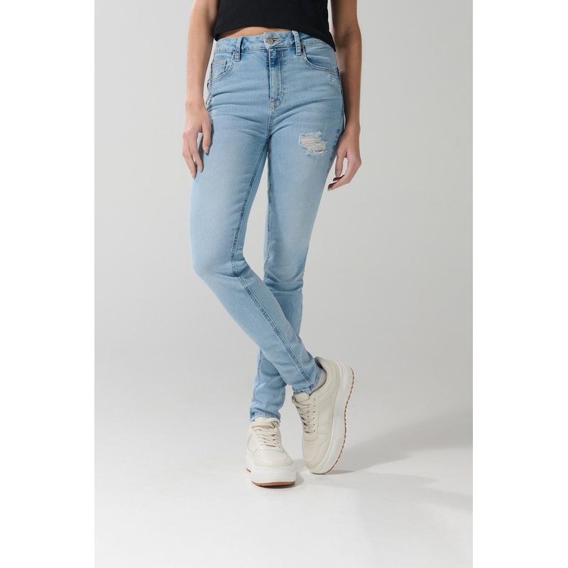 KOAJ - KOAJ Jean push up azul claro con rotos, tiro alto y realce Mujer