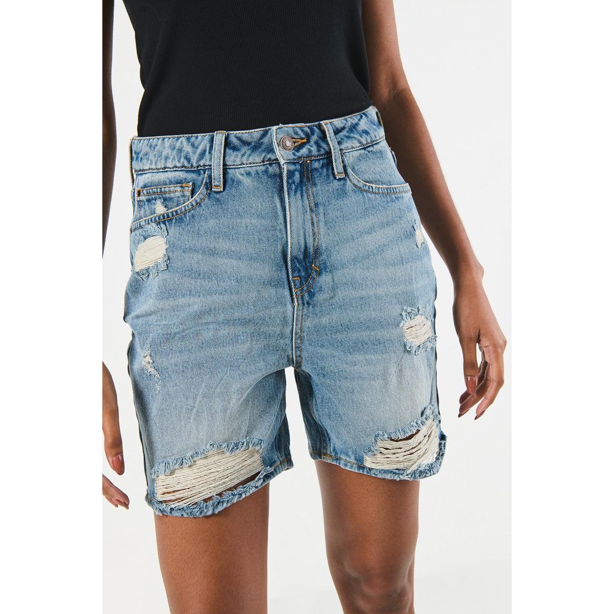 KOAJ - KOAJ Short súper tiro alto en jean azul con rotos en frente Mujer