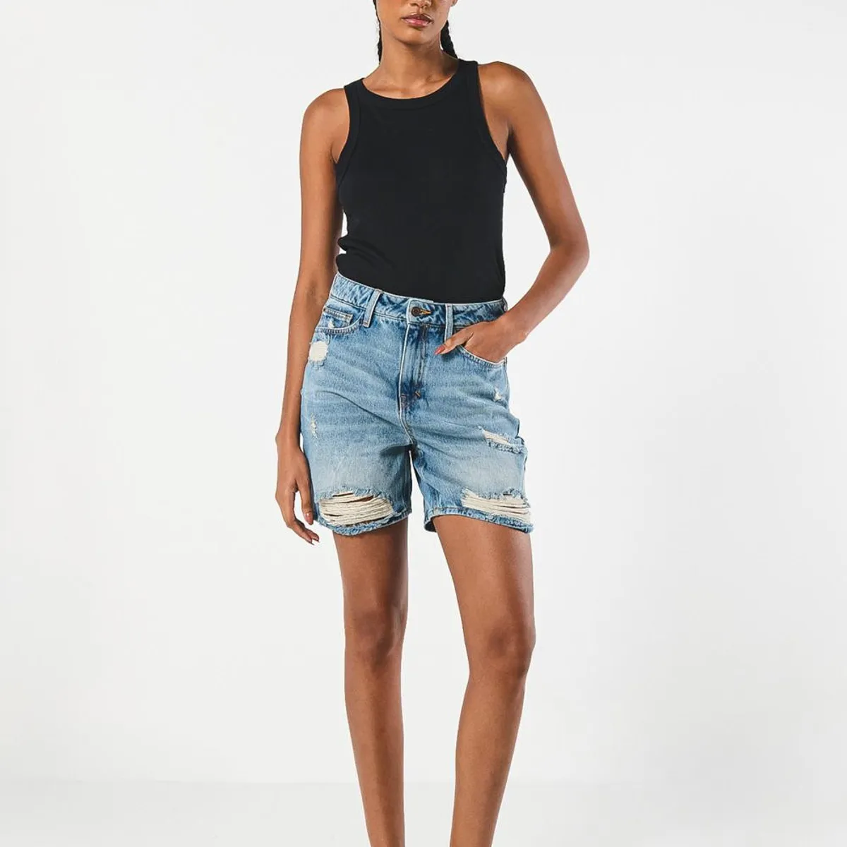 KOAJ - KOAJ Short súper tiro alto en jean azul con rotos en frente Mujer