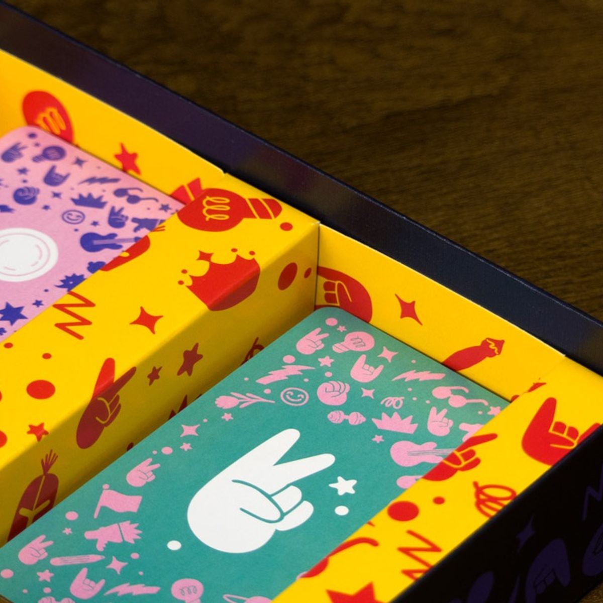 MALDITO GAMES - Juego de Mesa Cuentos de Buenas Noches Para Niñas Rebeldes