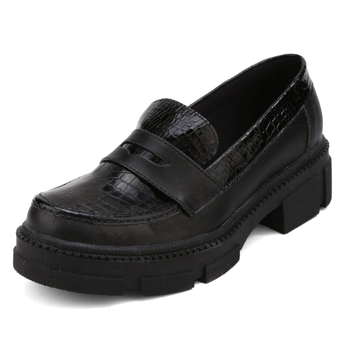 SEVENTEEN - MOCASINES NEGROS CON GRABADO EN CHAROL SEVENTEEN GABY