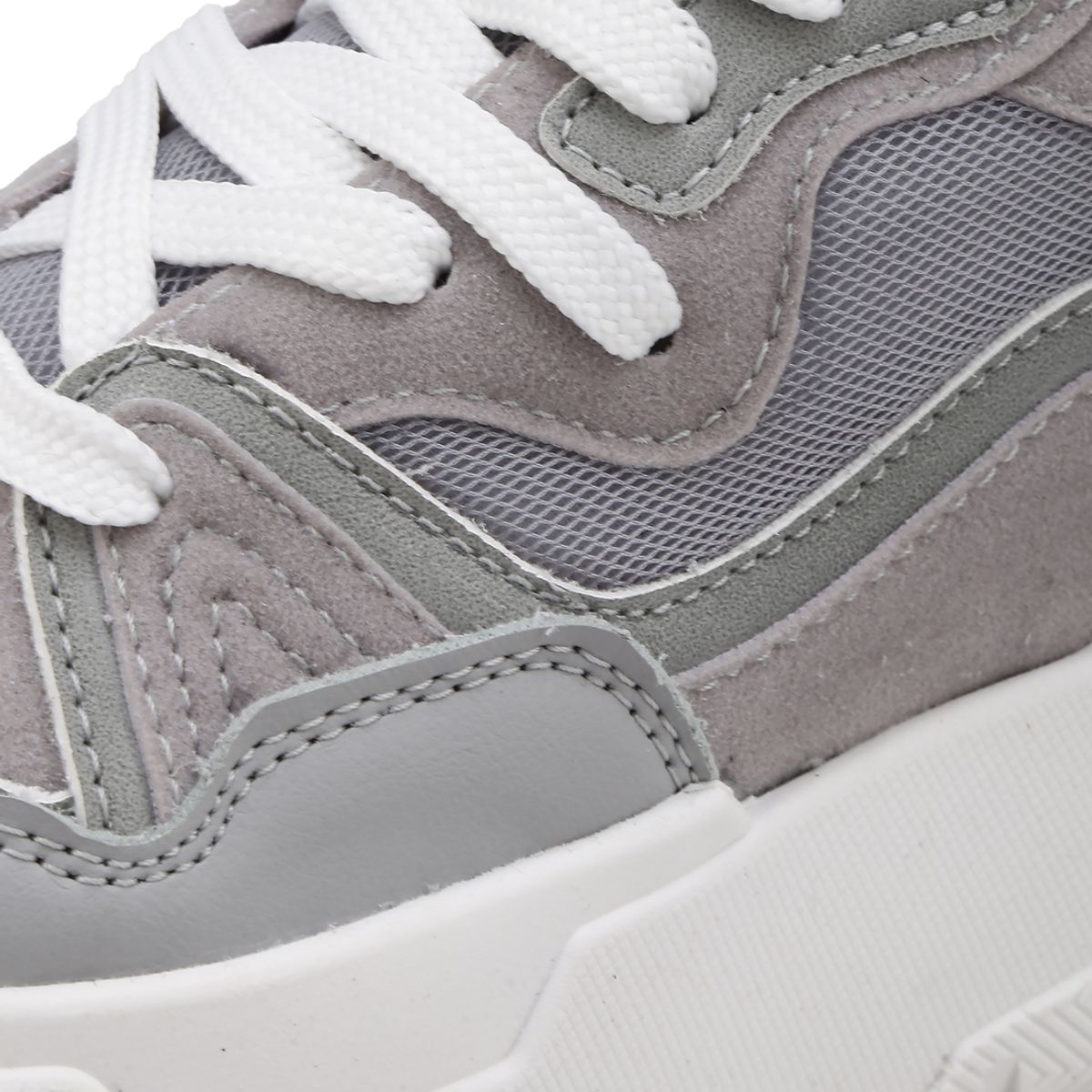 SEVENTEEN - TENIS GRISES SEVENTEEN ZARAH