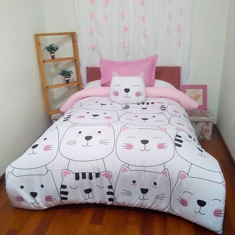 WONDER HOME - Cubrelecho Infantil niñas Gatitos + Funda + Cojín Decorativo