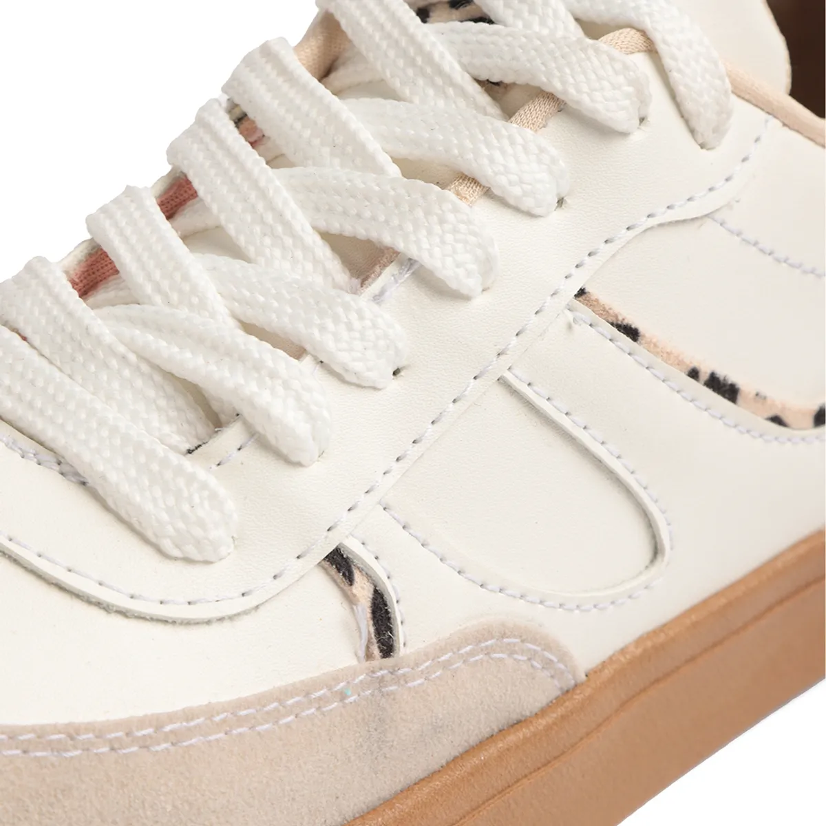 SEVENTEEN - DEPORTIVO BLANCO X ANIMAL PRINT CON SUELA COLOR CREPÈ SEVENTEEN LIZZIE