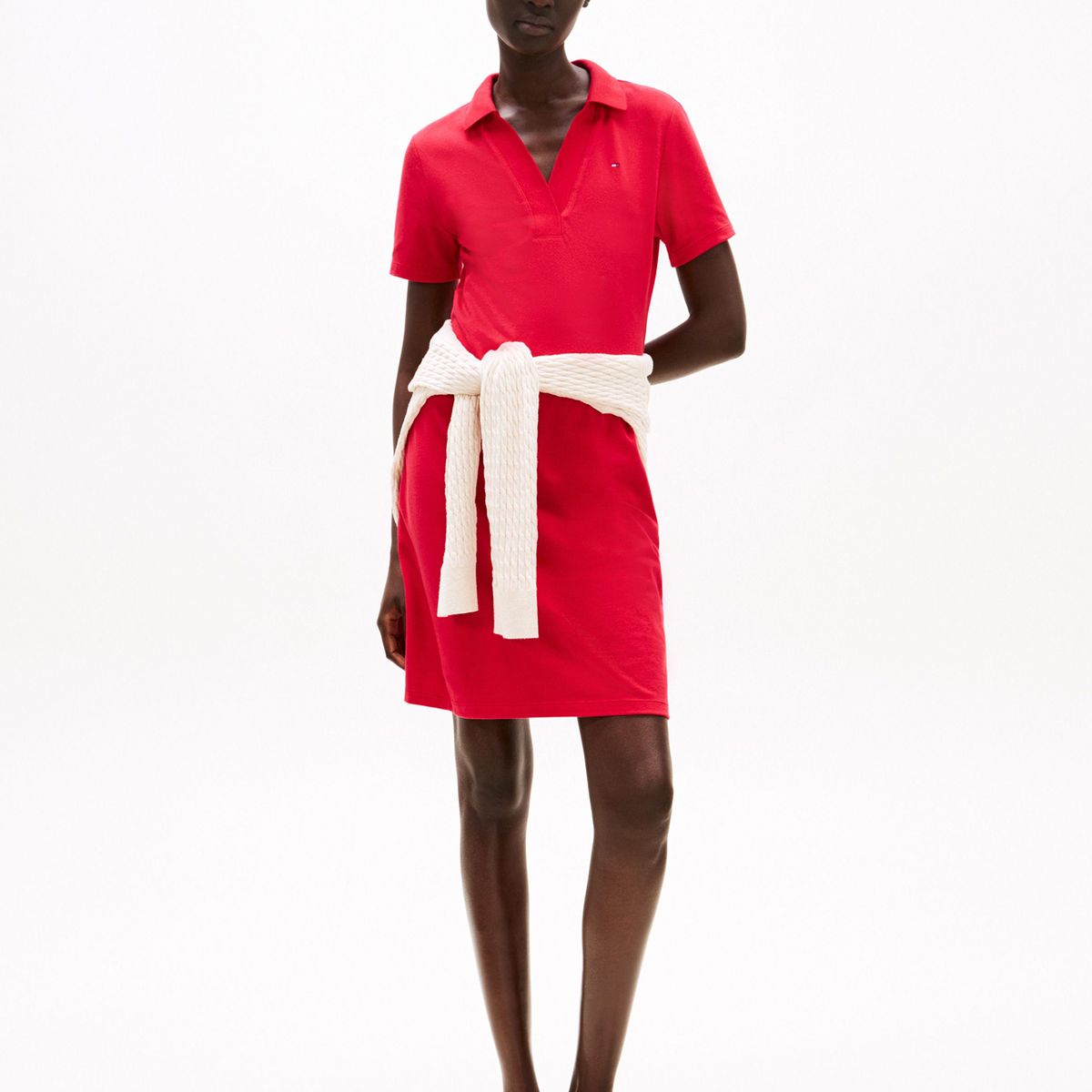 TOMMY HILFIGER - Vestido rojo tipo polo con cuello en V abierto Tommy Hilfiger