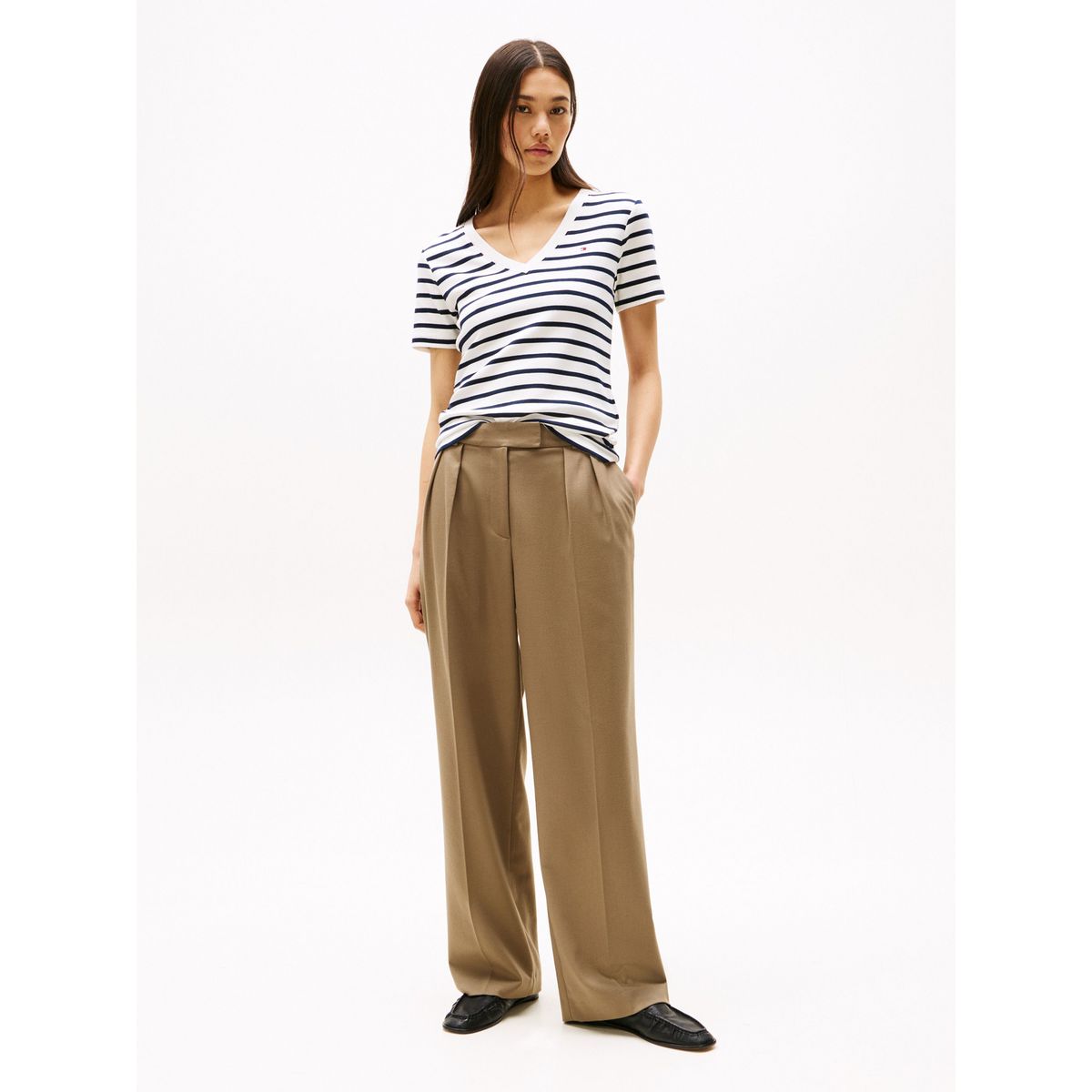 TOMMY HILFIGER - Camiseta blanca de rayas con cuello en V Tommy Hilfiger