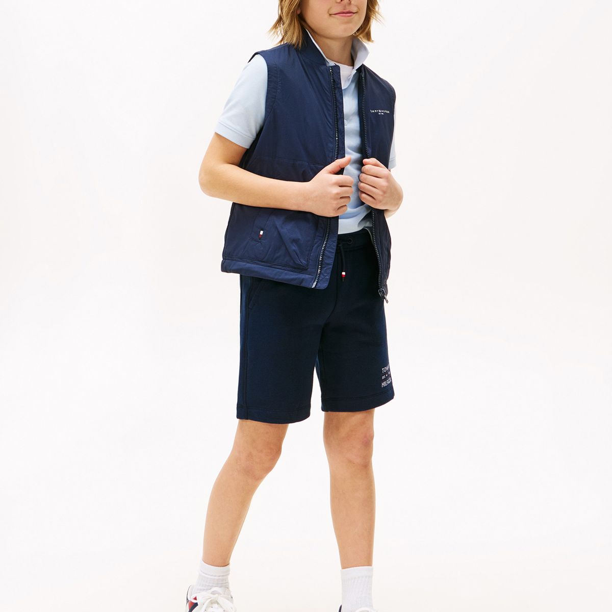 TOMMY HILFIGER - Bermudas azul con logo gráfico Tommy Hilfiger