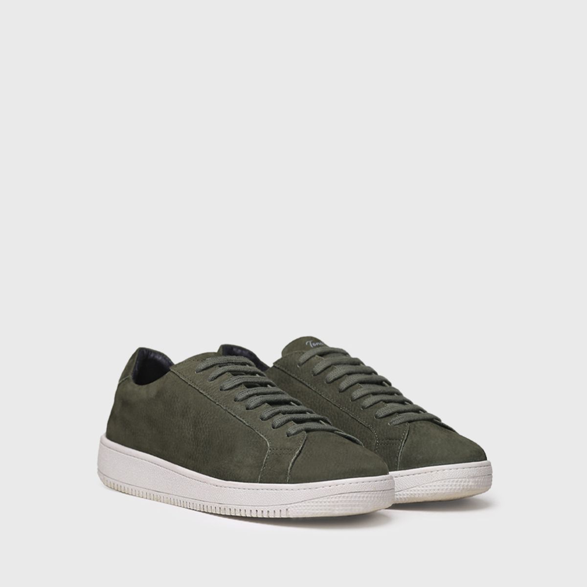 TONI PONS - Zapatilla para hombre en piel nobuck con cordones  DALMAU