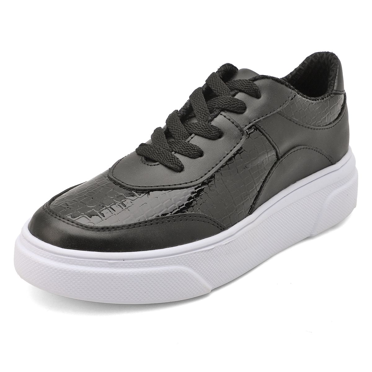 SEVENTEEN - DEPORTIVO NEGRO CON APLIQUES EN CHAROL SEVENTEEN AKILAY