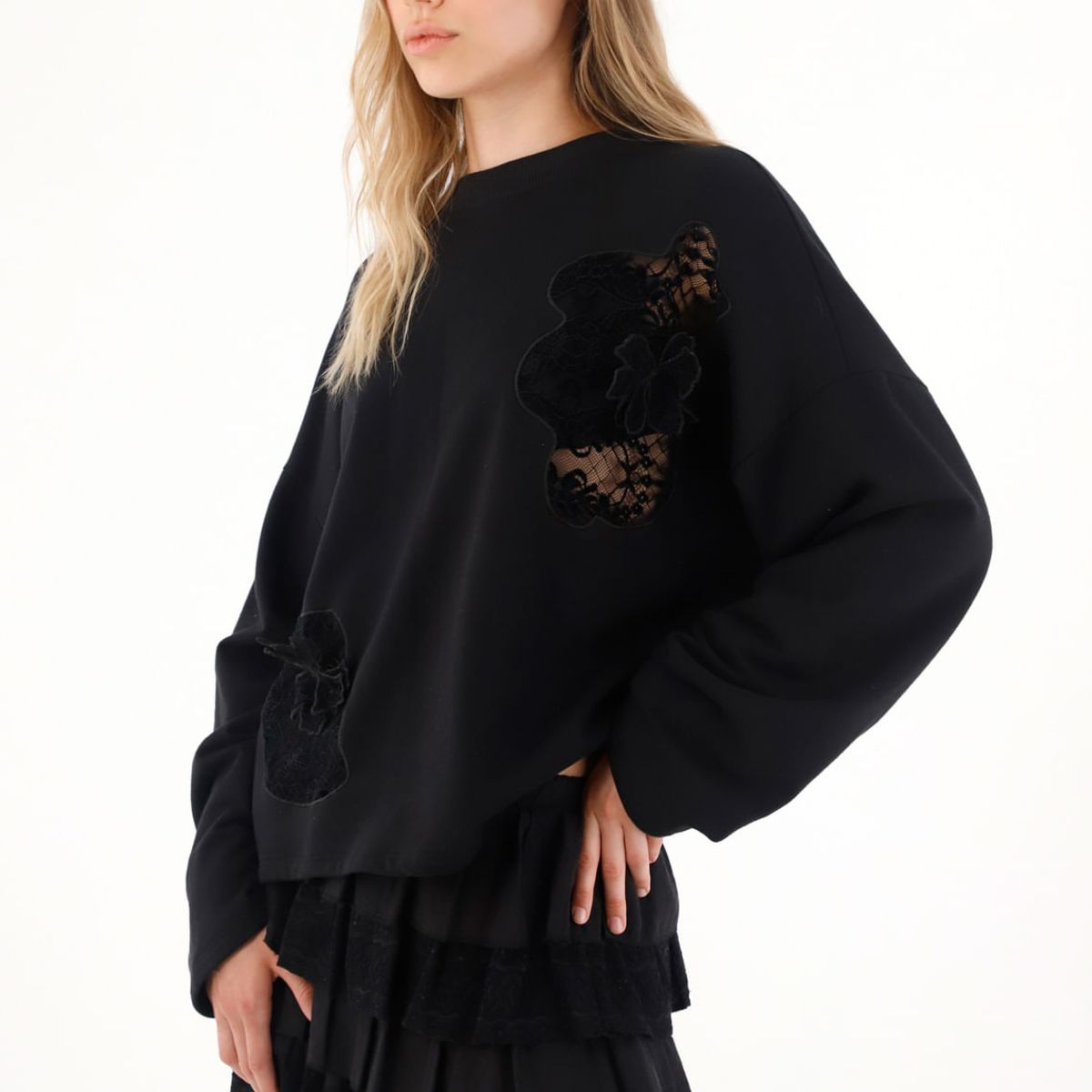 TENNIS - Buzo negro con detalles bordados para mujer