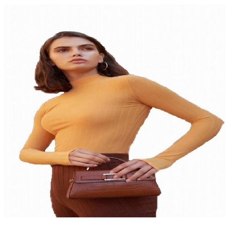 100 - Blusa tejido  canalé de cuello alto