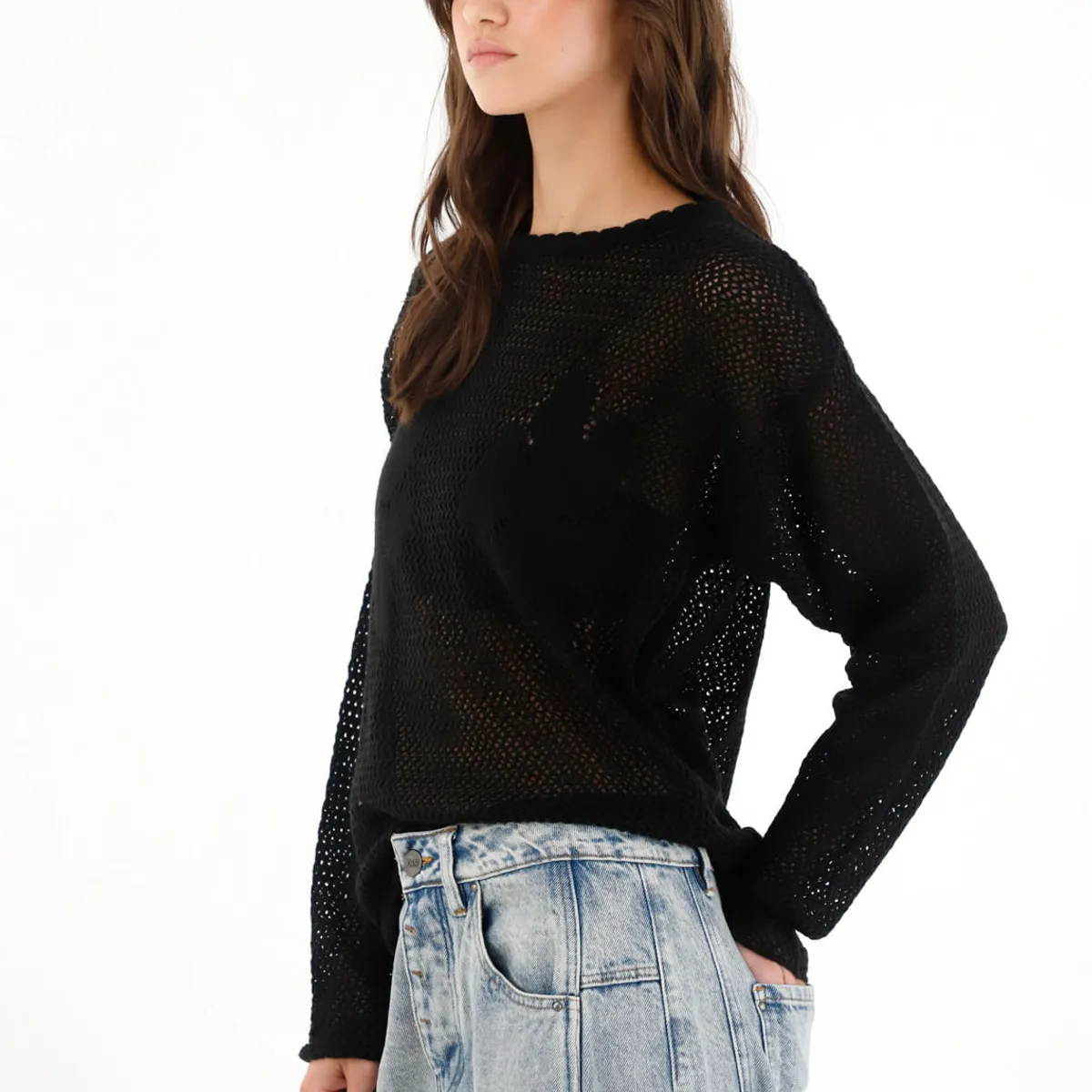 TENNIS - Buzo en tejido abiero con diseño de flores negro para mujer