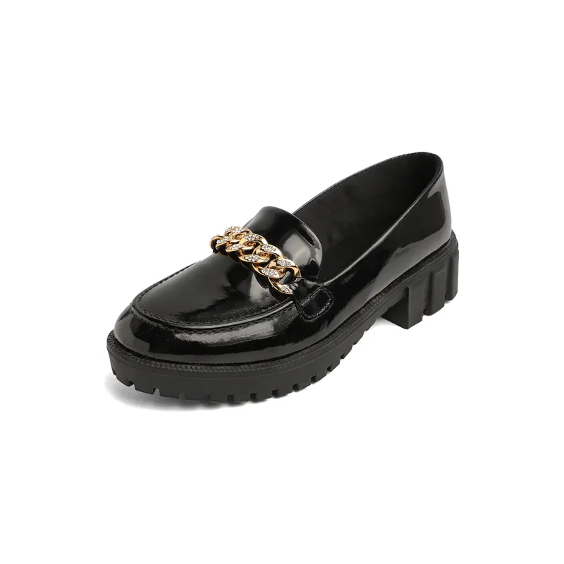 SEVENTEEN - ZAPATO NEGRO CHAROL CON HERRAJE DORADO SEVENTEEN CYEL