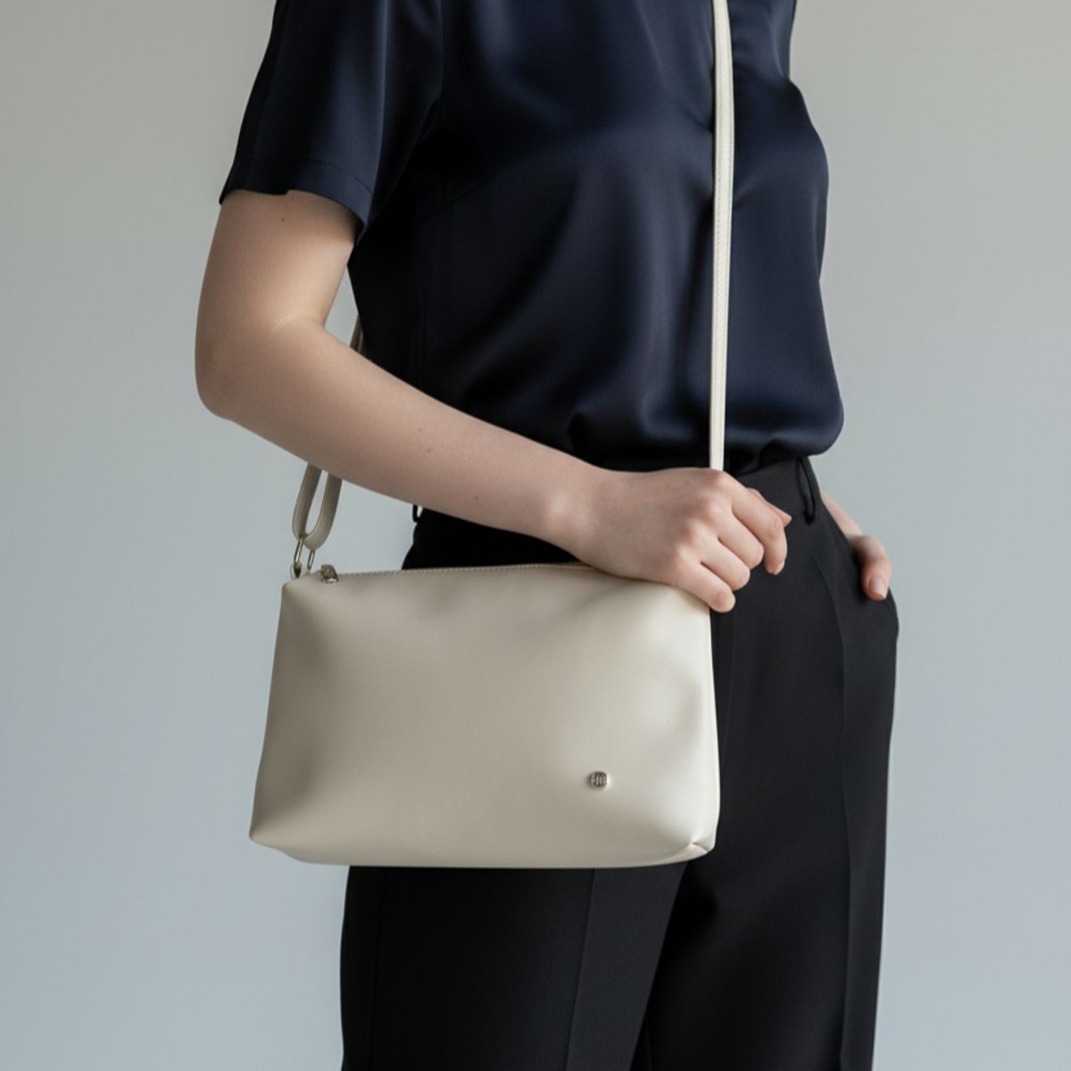 KARLA CHACON - Bolso Manos libres De Dama Mujer Karla Chacon Cuba