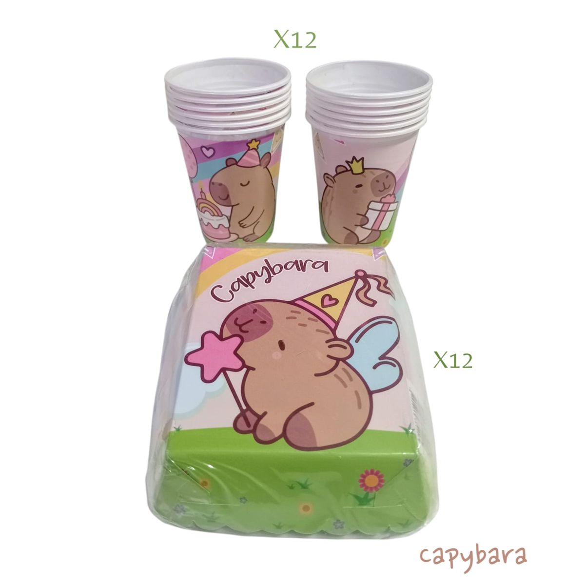 GENERICO - Set de 12 Vasos + 12 Torteros Capybara