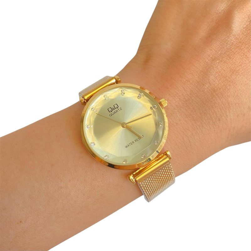 Q&Q - Reloj Q&Q Dorado Con Piedras Pulso Malla Acero Inox Original + Caja