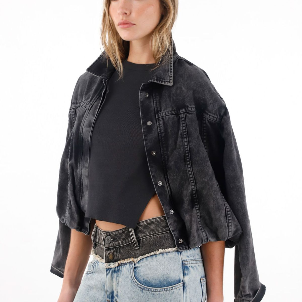 TENNIS - Chaqueta en black denim tipo globo para mujer