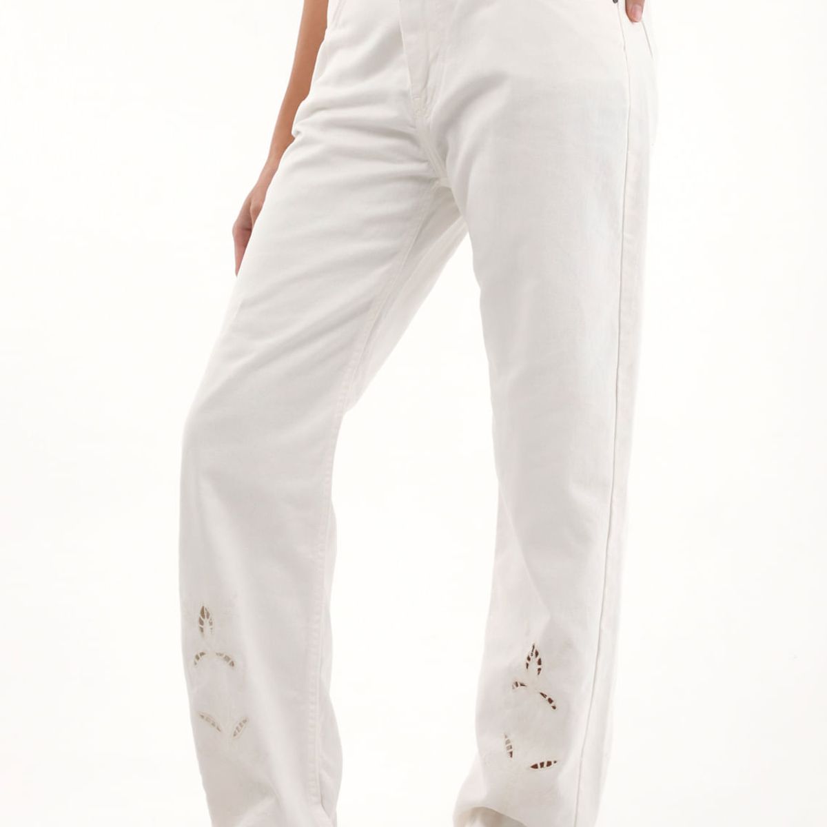 TOPMARK - Jean Recto con bordados crudo para mujer