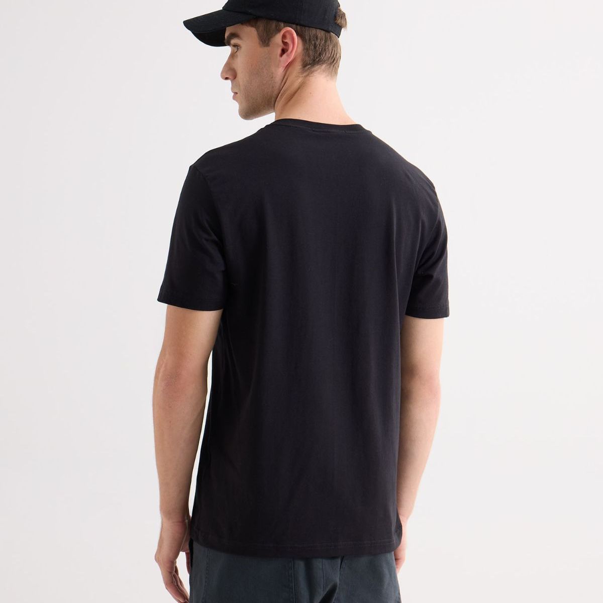 SEVEN SEVEN - Camiseta De Hombre  Color Negro Marca Seven Seven #45092726