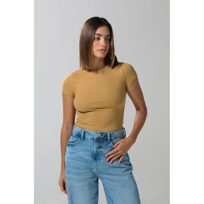 KOAJ - KOAJ Camiseta manga corta unicolor en rib, silueta ajustada. Mujer