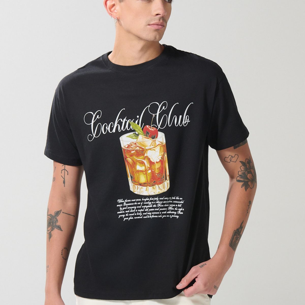 KOAJ - KOAJ Camiseta negra manga corta con diseño de bebida Hombre