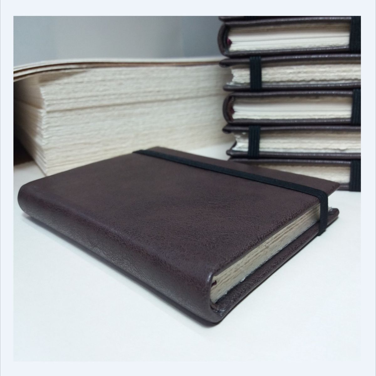 GENERICO - Diario Agenda personal Codex Forster Encuadernación Clásica