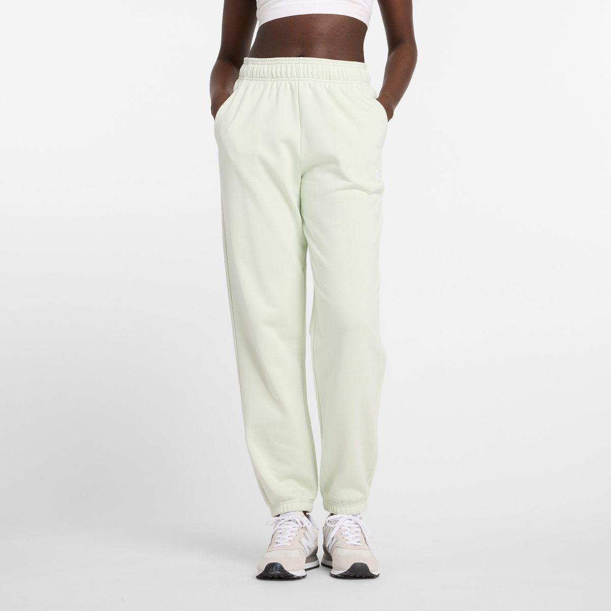 NEW BALANCE - Pantalón Jogger New Balance French Terry Og Blanco Mujer
