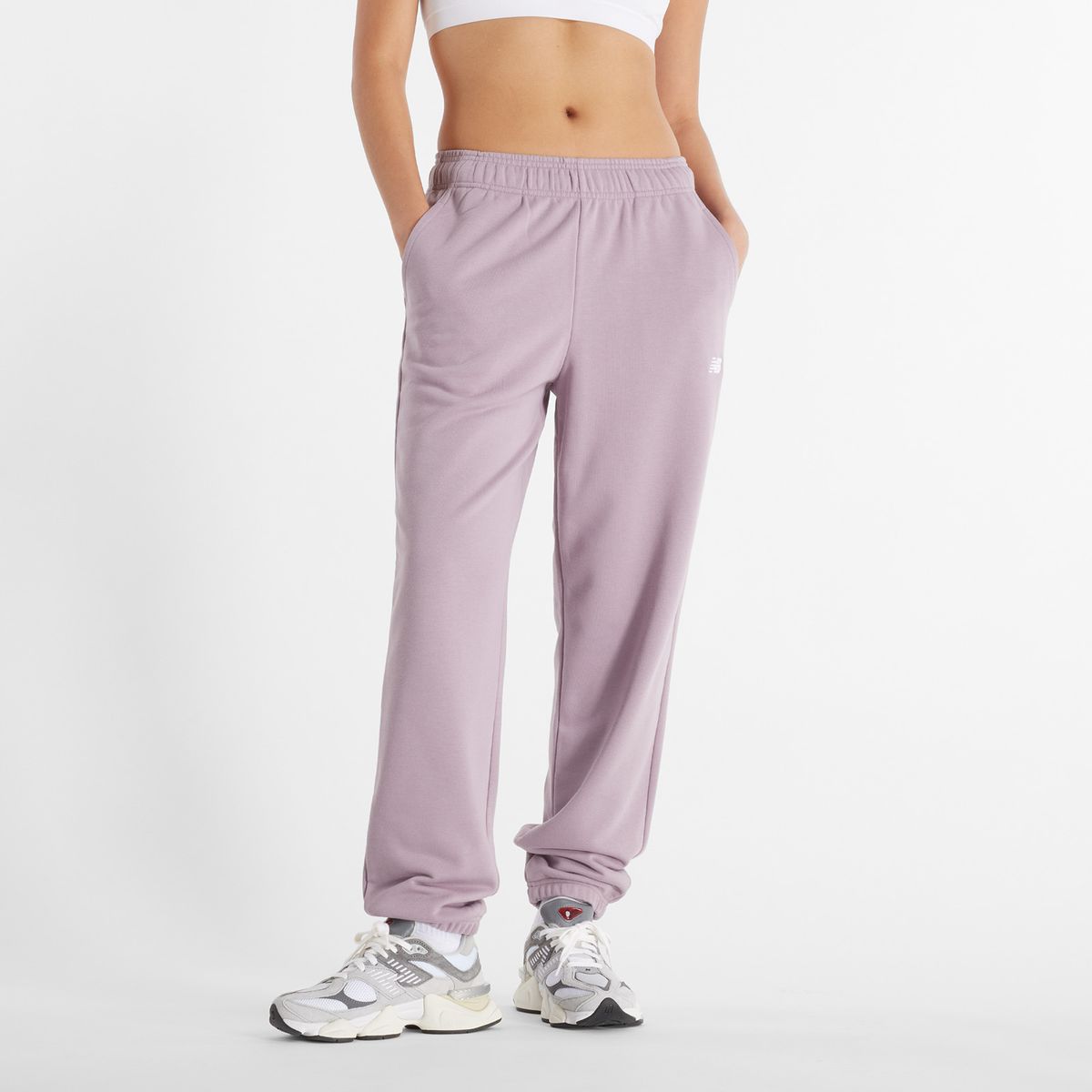 NEW BALANCE - Pantalón Jogger New Balance French Terry Original Lila Mujer
