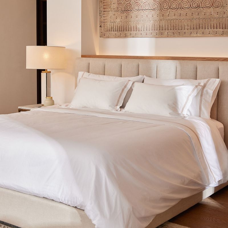 DISTRIHOGAR - Cover Duvet Hotel Experience 400 Hilos Sicilia Blanco Arena Queen
