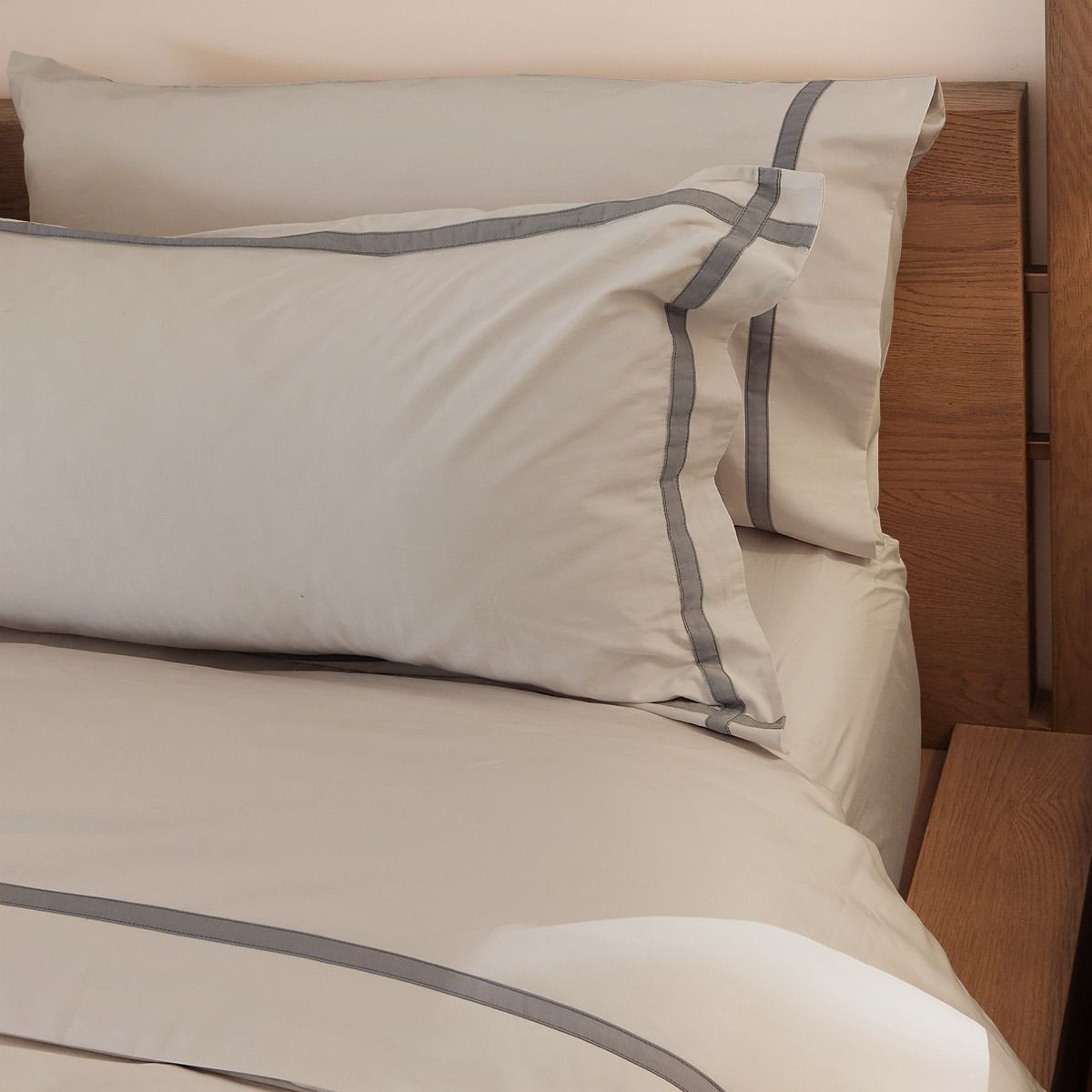 DISTRIHOGAR - Cover Duvet Hotel Experience 400 Hilos Sicilia Arena Gris Doble