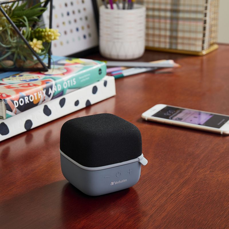 VERBATIM - PARLANTE INALAMBRICO CUBE CON ALTAVOZ BLUETOOTH NEGRO