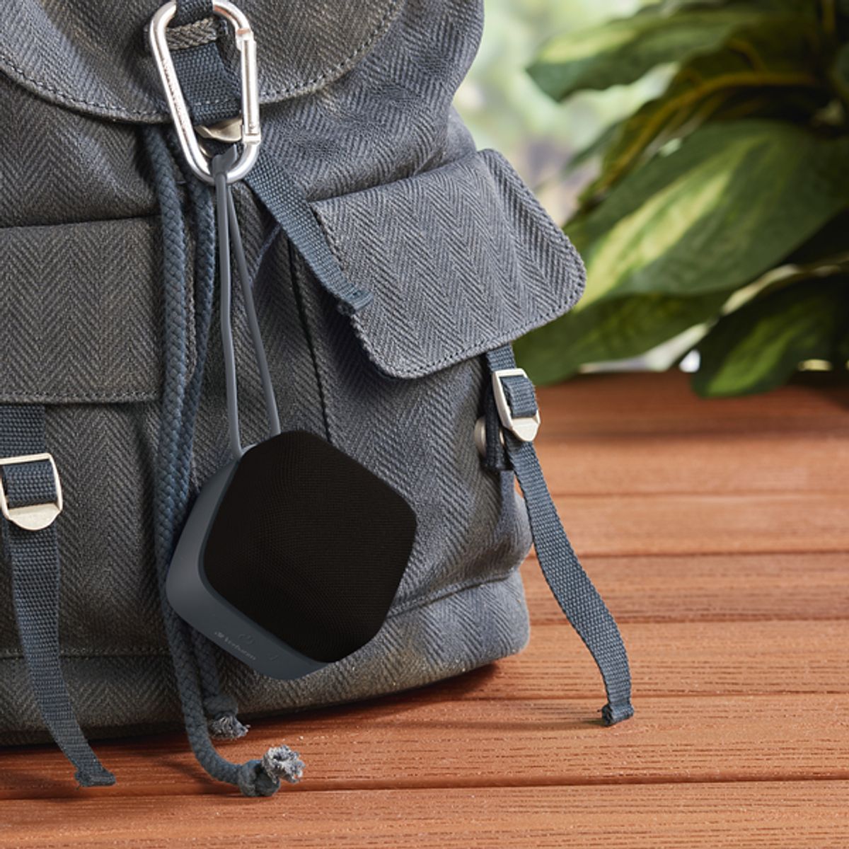 VERBATIM - PARLANTE INALAMBRICO CUBE CON ALTAVOZ BLUETOOTH NEGRO