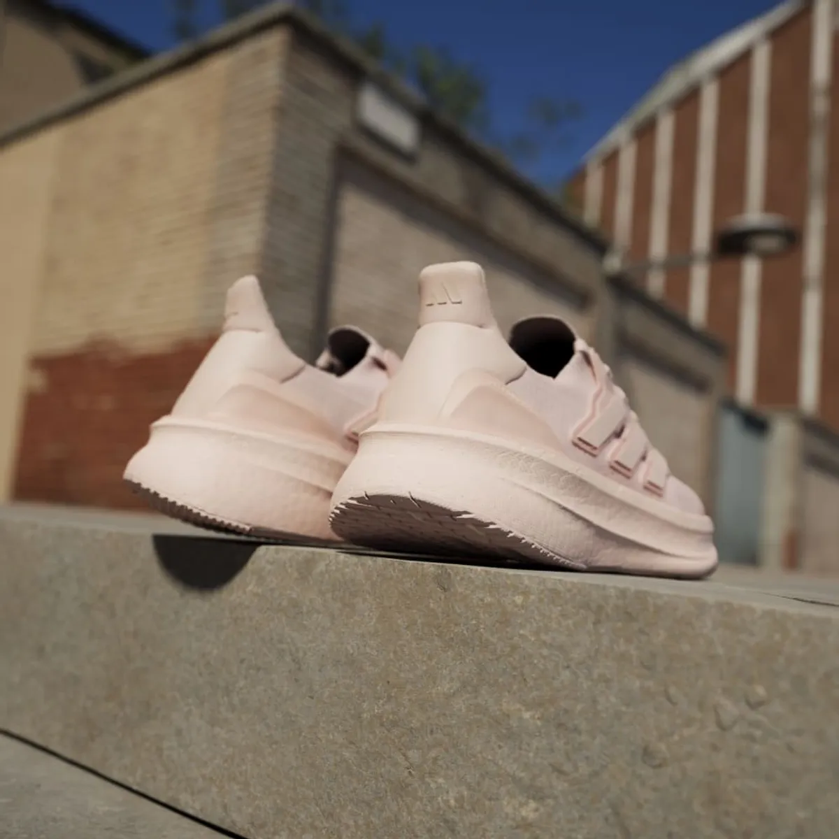 ADIDAS - Adidas Tenis Ultraboost 5 rosado de mujer para correr