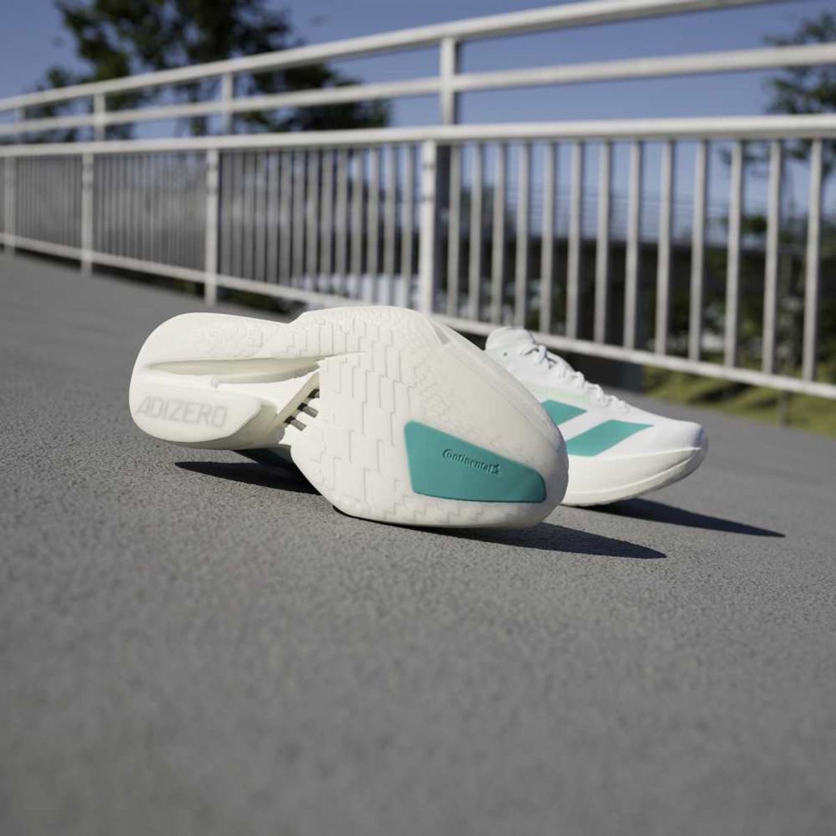 ADIDAS - Adidas Tenis Adizero Adios Pro 4 blanco de mujer para correr