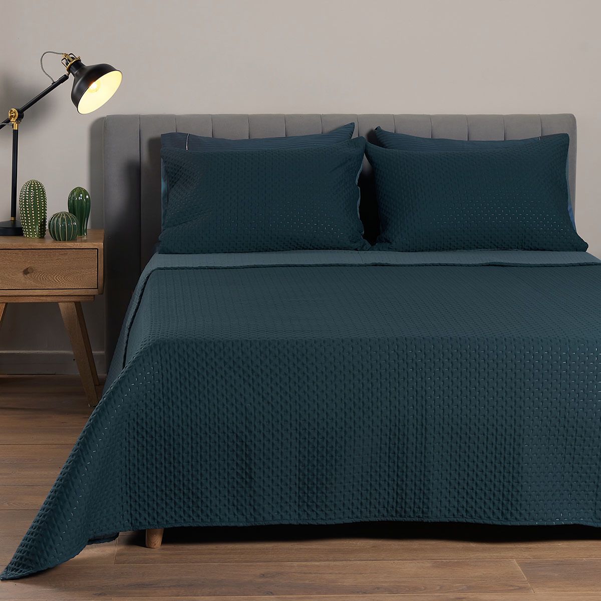 DISTRIHOGAR - Cubrelecho tipo Quilt Doble Faz Microfibra Azul King