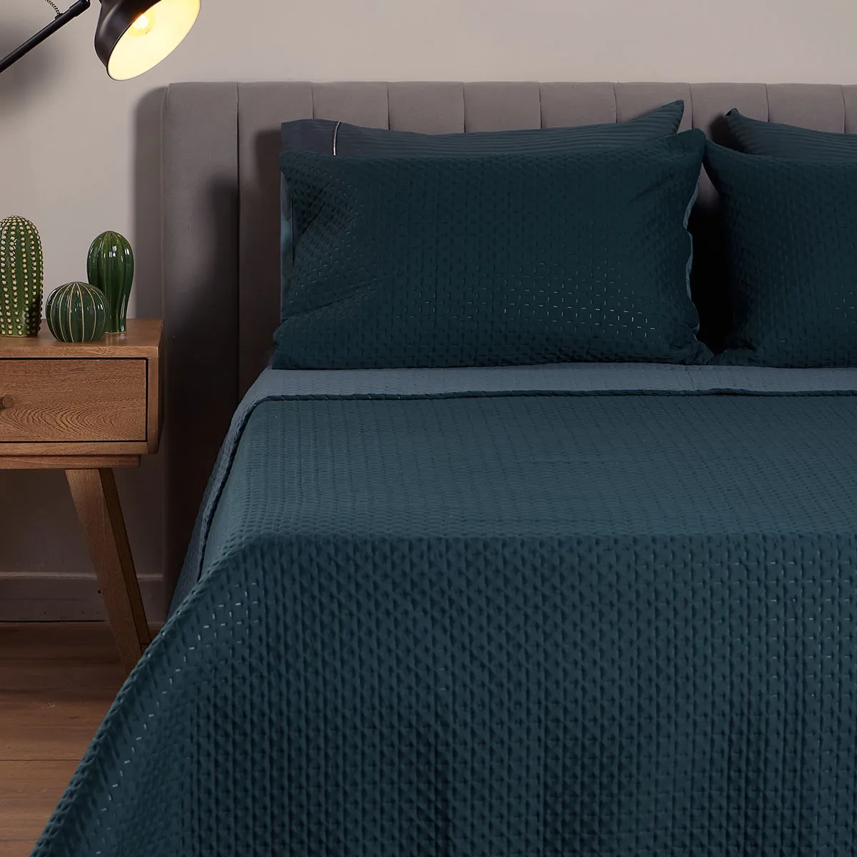 DISTRIHOGAR - Cubrelecho tipo Quilt Doble Faz Microfibra Azul King