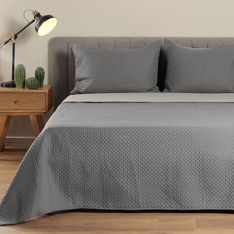 DISTRIHOGAR - Cubrelecho tipo Quilt Doble Faz Microfibra Gris Doble